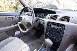 Offre exceptionnelle : Toyota Camry LE 2001, prête à être expédiée - Product Image 2