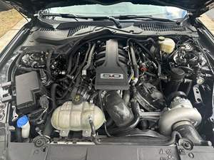 Ford Mustang GT Coupé 2023 Usado en Buen Estado, Motor V8 Supercargado, Modificaciones de Rendimiento, Propiedad del Sur - Product Image 6