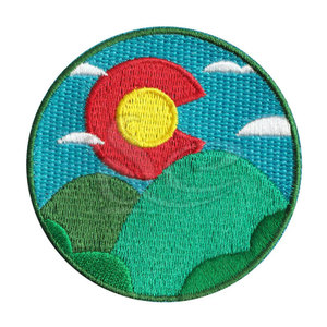 Parches bordados personalizados de alta calidad hechos con materiales de primera calidad Servicio OEM/ODM de MOQ bajo Diseños personalizados para ropa - Product Image 6