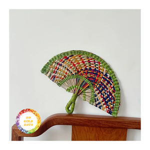 Ventilador de mano ecológico hecho de algas marinas y paja-Artesanía tradicional ligera para centros turísticos y mercados hechos a mano - Product Image 2