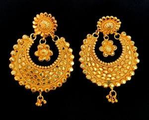 ชุดต่างหูพร้อม22CT สีทองประดับต่างหู Jhumka สำหรับผู้หญิงที่สวมใส่โดยผู้ส่งออกชาวอินเดีย - Product Image 2