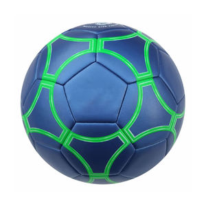 Ballon de football en cuir PU de qualité supérieure, conçu pour un contrôle maximal, un confort et une durabilité parfaits, idéal pour les entraînements d'équipe et la promotion. - Product Image 2