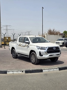 Nuovissima Toyota Hilux Doppia Cabina 2025 2.4 Diesel Full Optional 4WD 199 CV SUV 4 Posti 4 Cilindri Trasmissione Automatica - Product Image 2