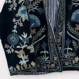 Veste indienne en coton Suzani faite à la main Veste courte brodée à la main Manteau unisexe Veste courte Suzani faite à la main - Product Image 6