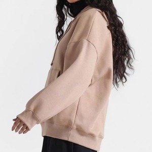 Sweat à capuche pour femme sur mesure, épaules tombantes, logo sur le devant, haute qualité, marque privée, streetwear d'hiver, vente en gros - Product Image 3