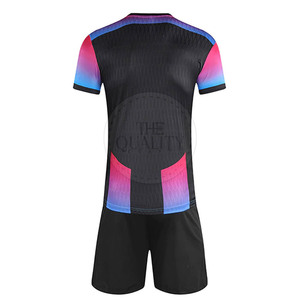 Uniforme de Fútbol para Hombre de Talla Grande, Transpirable, de Alta Calidad, al por Mayor, Sostenible, de Secado Rápido, Personalizable para Verano - Product Image 2