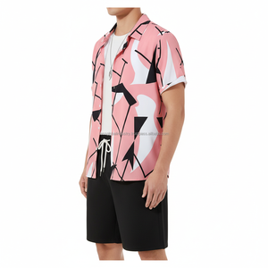 Chemise à imprimé géométrique pour homme sur mesure OEM - Rose abstrait multicolore pour l'été - Product Image 4