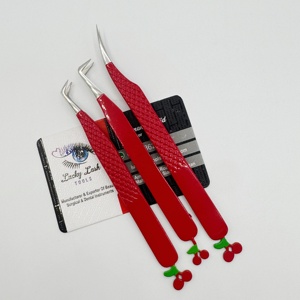 LUCKY LASH TOOLS Pince à épiler professionnelle pour cils volumineux en acier inoxydable Logo personnalisé Rouge Durable et précise Utilisation en salon - Product Image 3