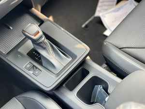 NUEVO TOYOTA COROLLA CROSS 2024, 20KM, 5 PLAZAS, 4 CILINDROS, 199HP, TRANSMISIÓN AUTOMÁTICA - Product Image 4