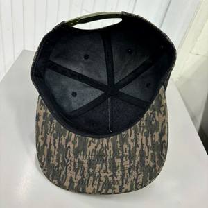 Gorra de 5 Paneles con Visera Plana, Estilo Camuflaje, con Cierre a Presión, Logotipo Personalizado, para Exteriores y Estilo Urbano, Fabricación OEM en Vietnam - Product Image 5