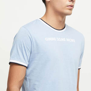 เสื้อยืดผู้ชายทรงสลิมฟิตแบบสั่งทำคุณภาพสูง220ก. เสื้อยืดผ้าฝ้ายผสมสีตัดกันเสื้อยืดสตรีทแวร์ขายส่ง - Product Image 6