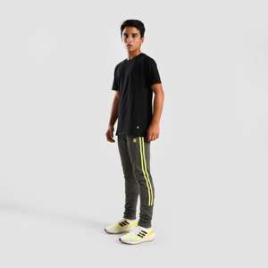 เสื้อยืด Youth Heritage Basic สีดำ ผ้าคอตตอนเจอร์ซีย์ 100% น้ำหนัก 240 กรัม ย้อมสีพื้น เสื้อยืดออกกำลังกาย พิมพ์ลายซิลค์สกรีน ดีไซน์เรียบง่าย - Product Image 4