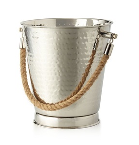 Cubo de hielo de acero martillado personalizado hecho a mano con tapa para enfriador de vino y cerveza fiesta Barware PROVEEDOR DE ACERO INOXIDABLE - Product Image 1