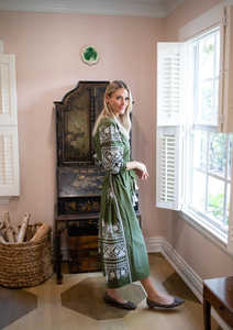 ชุดเดรสเจ้าสาวสีเขียวมรกตหรูหราสง่างามชุดเดรสออกงานแขนยาวประดับเลื่อมสำหรับงานแต่งงาน - Product Image 4