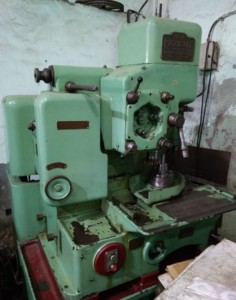 เครื่องขึ้นรูปเฟือง Maxicut 2a Drummond Bros. - Product Image 3