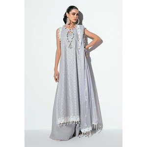 Conjunto de traje de 3 piezas sin coser de tela Schiffli color gris para mujer - Product Image 5