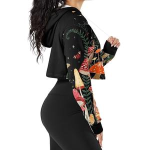 Haut court de yoga à capuche imprimé personnalisé pour femmes soutien-gorge de sport short de sport ensemble respirant hiver vêtements de sport décontractés avec logo avant - Product Image 4