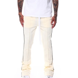 Pantalon surdimensionné en coton et polyester à taille élastique pour garçons - Product Image 1