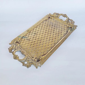 Bandeja de Servicio de Metal Dorado de Estilo Antiguo Tradicional, Plato Decorativo Grabado para Bodas y Festivales, de la India - Product Image 1