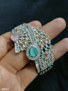 DIAMANT AMÉRICAIN ZIRCON CUBIQUE STYLE CLASSIQUE ET BRACELETS DIAMANT ARTIFICIEL ET PLAQUÉ ARGENT POUR LES FEMMES CADEAUX DE BIJOUX DE MARIAGE - Product Image 3