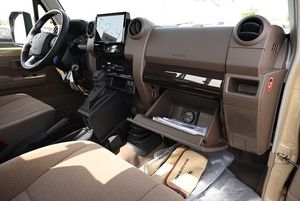 2023/2024 TOYOTA <span class=keywords><strong>LANDCRUISER</strong></span> 76 серии LHD RHD для продажи