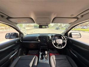 FORD Everest Sport 4x4 2024 d'occasion, conduite à droite, 7 places, cuir – Offre exceptionnelle - Product Image 5