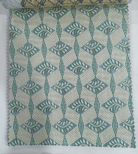 Tela de poliéster estampada para vestidos Bufandas y blusas Disponible a granel Tela de poliéster cepillado suave para Pijamas - Product Image 1