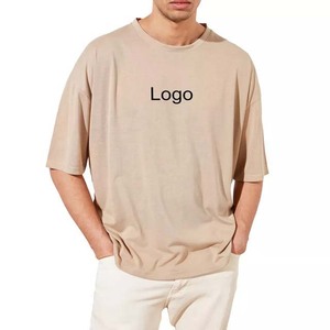 T-shirts pour hommes imprimés avec broderie sur mesure OEM Conception de logo personnalisé Col haut Qualité supérieure Vêtements d'été surdimensionnés T-shirts en coton - Product Image 5