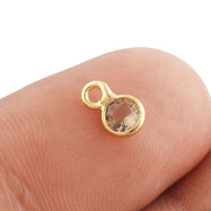 Lote de 20 piezas de joyería de cuarzo transparente, facetadas, redondas, de buena calidad, conector chapado en oro, con bisel individual, Diy - Product Image 4