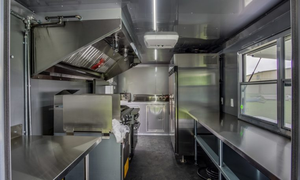Nouveau camion de restauration rapide Blackout 8.5x22 en aluminium et fibre de verre, 4 roues, résistant à la rouille, avec GPS intégré, chauffage intégré, garantie 3 ans, barbecue - Product Image 6