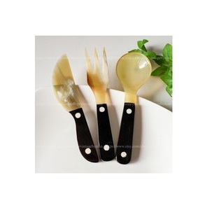 Cubiertos de cuerno de búfalo natural increíble forma y diseño personalizados para cocina y hotel ecológicos con pulido natural - Product Image 1