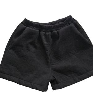 Shorts cargo décontractés pour femmes en polyester/coton de haute qualité, confortables, taille haute, respirants, en molleton tricoté, couleur unie sur le devant - Product Image 4