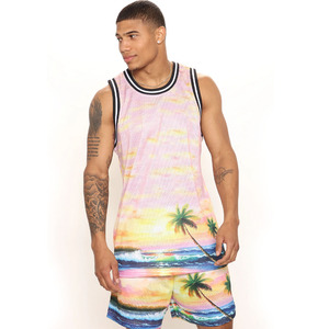 Ensemble d'entraînement décontracté Ensemble de shorts deux pièces Maillots de sport de meilleure qualité pour hommes Vêtements de fitness Ensemble débardeurs et shorts unis - Product Image 1
