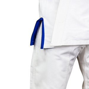 Kimono personalizado de jiu jitsu con logotipo bordado y costuras reforzadas construido como kimono de jiu jitsu duradero para competición - Product Image 3
