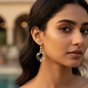 Boucles d'oreilles en quartz noir et perles plaquées or pour les mariages et les fêtes des femmes - Product Image 3