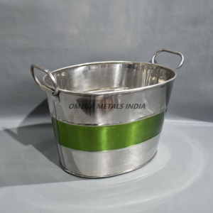 Bac à glace durable en acier inoxydable avec poignées et fond vert Refroidisseur à vin polyvalent et refroidisseur de boissons pour les fêtes - Product Image 2