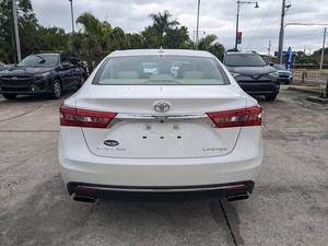 Toyota Avalon Limited Sedan AWD 2016 d'occasion - Product Image 2