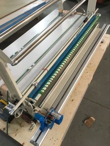 VMA épandeur de tissu manuel le plus stable et le plus efficace Machine de tissu de coupe de 1.8m de largeur réutilisable - Product Image 4