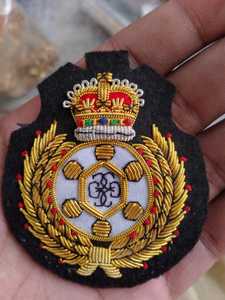 Logotipo de diseño personalizado de fábrica, parches bordados para planchar, insignias uniformes hechas a mano de tela - Product Image 2