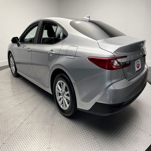 ¡Oferta Imperdible! Toyota Camry SE 2025 Súper Limpio, 2.5L, 4 Cilindros, 16V, DOHC, Tracción Delantera, Automático, Sedán de Lujo Plateado - Product Image 2