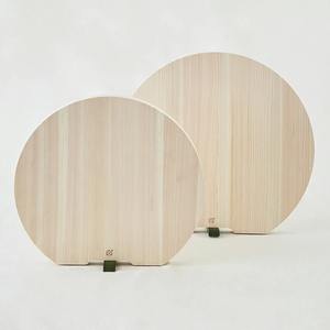 Planche à découper en bois dur durable CB02, planche à découper de cuisine réversible, design antidérapant pour les fournisseurs et les détaillants mondiaux - Product Image 6