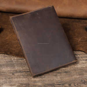 Étui de protection pliable en cuir véritable de luxe style vintage pour carnet, rechargeable, avec support d'écriture et organisateur - Product Image 4