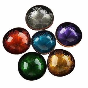 Bol décoratif en bois design avec finition colorée Plateau de centre de table artisanal Accent de table artistique pour la décoration de la maison ou du bureau - Product Image 2