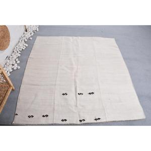 Tapis Kilim turc 4,9x5,3 pi (150x163 cm), tapis oriental vintage blanc - Product Image 1