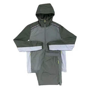 Ensemble de shorts en nylon pour hommes Veste coupe-vent à capuche Ensemble unisexe pour hommes Survêtement de survêtement Ensemble de shorts pour hommes Service deux pièces OEM - Product Image 6