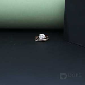 Adorable anillo de diamantes ovalado Plata de ley estilo hielo 925 Anillo de diamantes de plata esterlina para cada lugar - Product Image 2