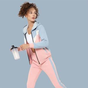 Survêtement à glissière personnalisé pour femmes en gros | Ensemble de vêtements de sport deux pièces confortable et à la mode avec veste à fermeture éclair complète - Product Image 1