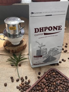 Venta caliente granos de café tostados medianos de alta calidad o café molido 20% Arabica + 80% Robusta precio al por mayor café DHPONE Vietnam - Product Image 5