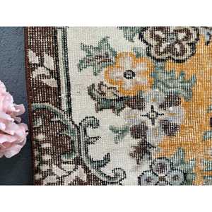 Alfombra Turca de 4.8x8.5 pies, Alfombra Vintage Grande, Alfombra Oriental de Lana Amarilla - Product Image 5