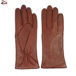 Gants en cuir Derniers gants de haute qualité Dressing Logo personnalisé Made Men Fashion Gants en cuir du Pakistan - Product Image 2